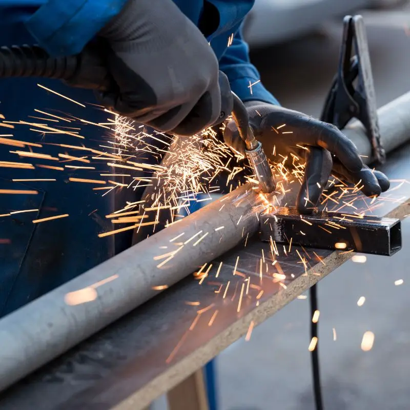 The Advantages of Remote Pendants for Welding