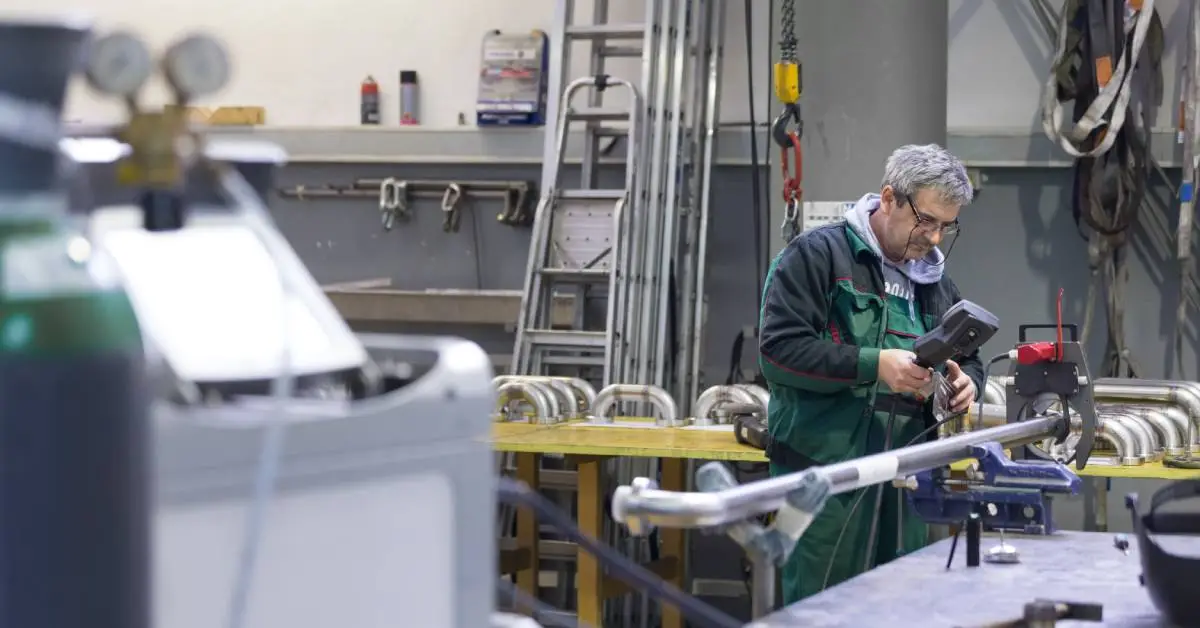 Automating Calibration in Orbital Welding Systems